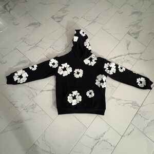 Cotton wreath hoodie black